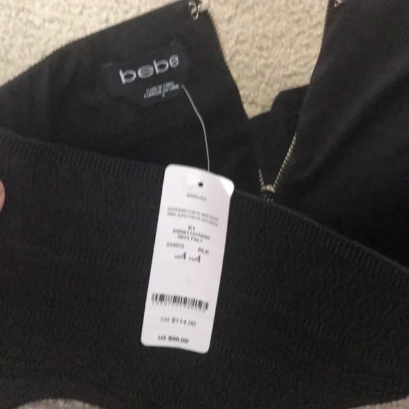 New with tags bebe fit and flare skirt Sz 4 - Picture 4 of 4